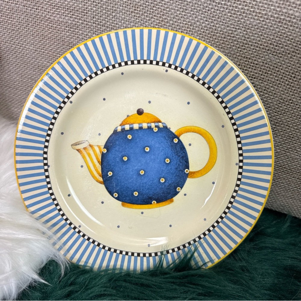 Sakura Debbie Mumm Teapot salad plate from 1998.